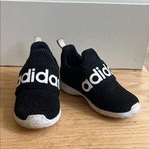 Adidas 8 Toddler Black and White Mesh Sneakers